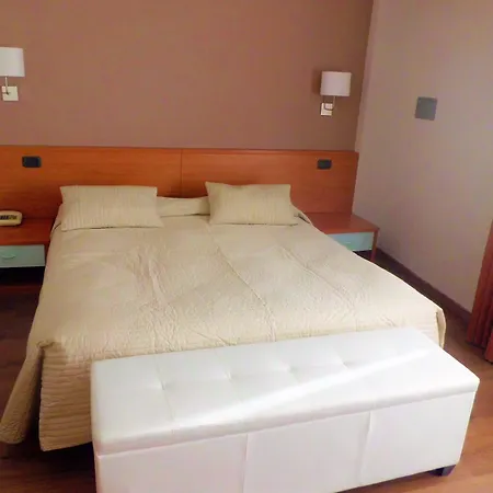 Hotel Oasi Wellness&Spa-3